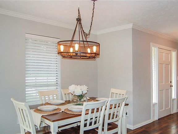 5th image of 804 Cypress Dr