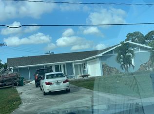 2098 SW Idaho Ln, Port Saint Lucie, FL 34953