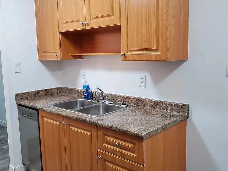 702 Gloucester St #302 — Photo 10