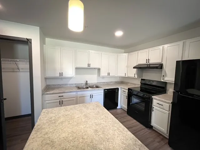 Main Street Apartments — Photo 7