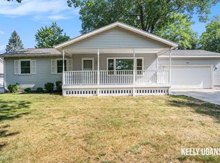 1882 Bonneville Dr, Norton Shores, MI 49441