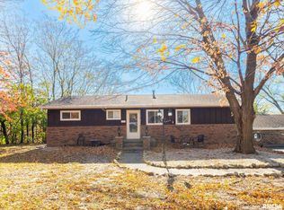 218 Marion St, East Peoria, IL 61611