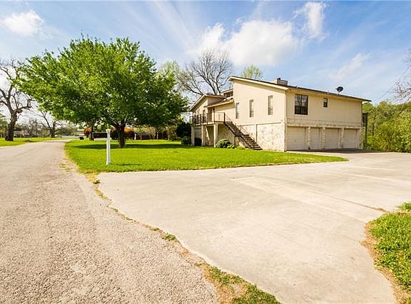 2nd image of 22 River Oak Dr