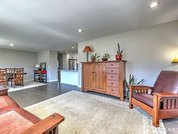 5th image of 439 Waverly Road