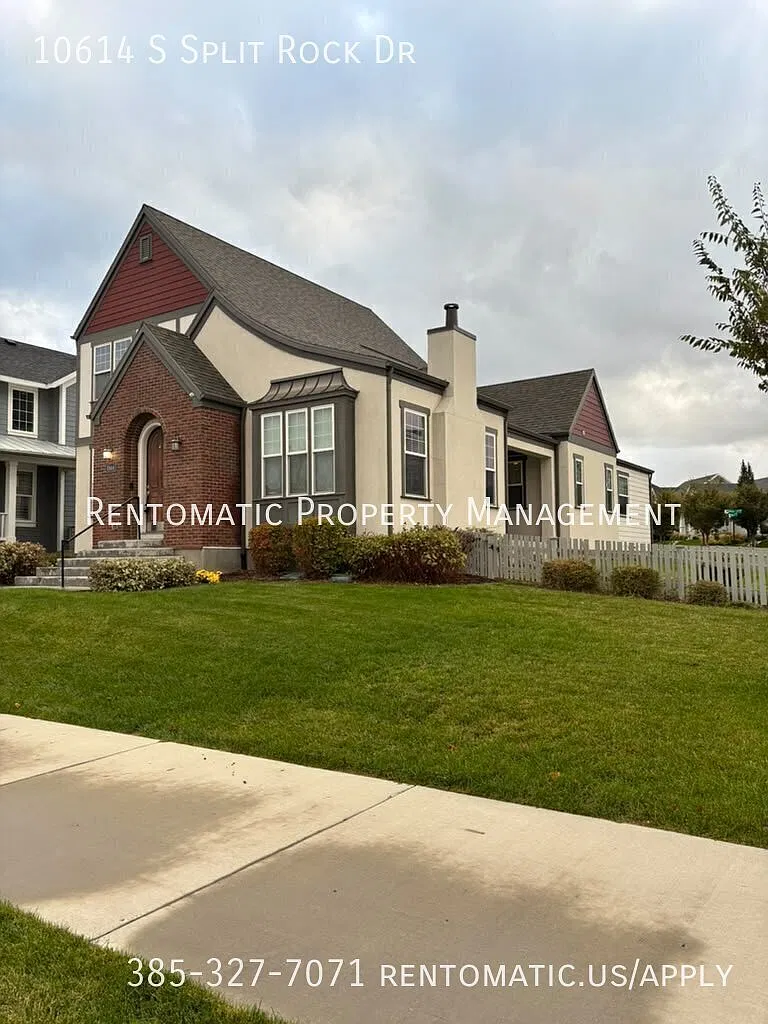 5 bed, 3.5 bath, 3800 sqft, $3,399 — Photo 2