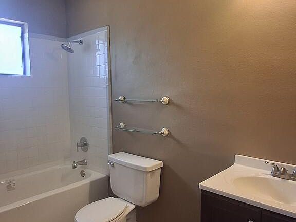 4th image of 2663 Sequoia Dr