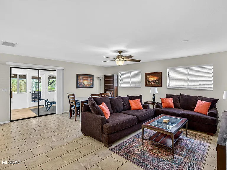11 W Forrest Feezor St — Photo 3