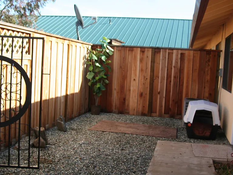 190 Dogtown Rd #10 — Photo 8