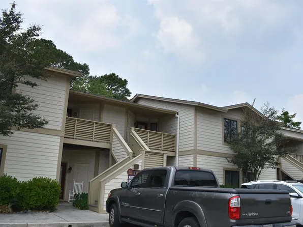 107 Longstreet Dr APT 104, Wilmington, NC 28412