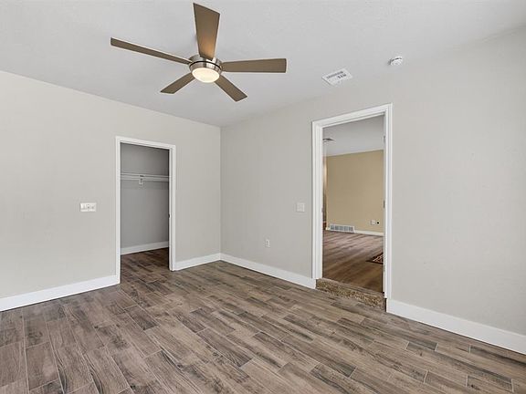 5th image of 9629 Harmony Dr