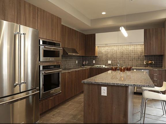 5th image of 2000 E 9th St #G03