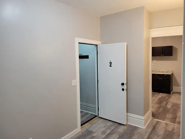1039 E Pershing St #2 — Photo 18