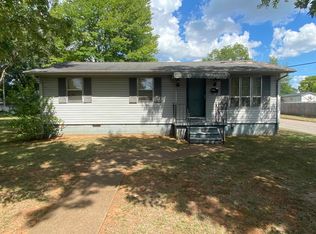 1000 N Cave St, Tuscumbia, AL 35674