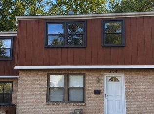 304 Cricketwood Ct, Canonsburg, PA 15317