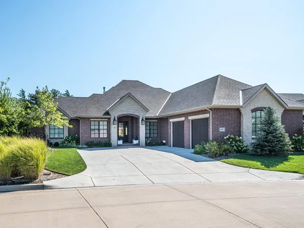 10234 E Summerfield St, Wichita, KS 67206