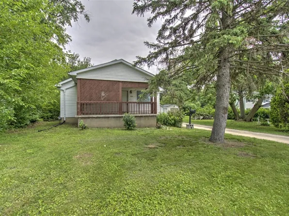 1042 N 33rd St, Decatur, IL 62521