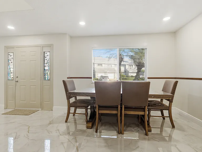 Bright and spacious dining area