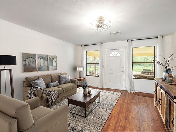 4th image of 326 Zapalac Rd