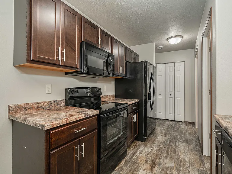 Beal Townhomes — Photo 1
