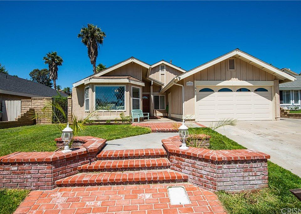 1st image of 27721 Laurel Creek Cir