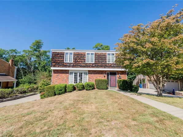 2838 Castleview Dr, Pittsburgh, PA 15227