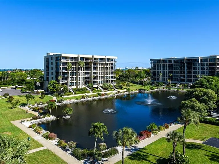 1125 Gulf Of Mexico Dr #403 — Photo 21