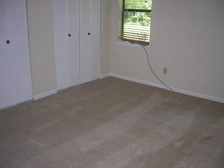 133 Sandalwood Cir — Photo 18