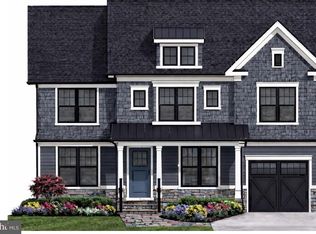 4512 Maple Ave, Bethesda, MD 20814
