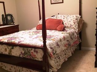 823 Mount Zion Rd, Fraziers Bottom, WV 25082