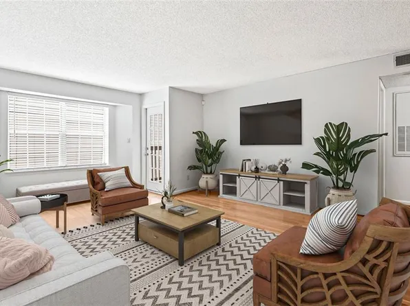 3071 Chastain Park Ct NE, Atlanta, GA 30342