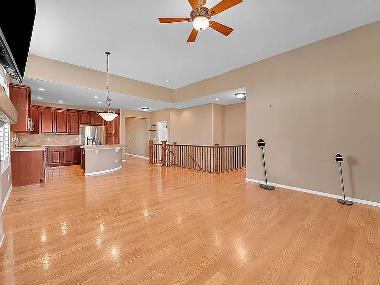 11637 Blackmoor St — Photo 19