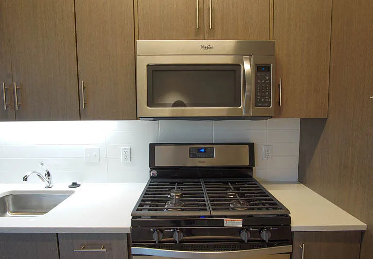Stylish Garden Level-1 Bdr w/ Dishwasher & Laundry in Sellwood! — Photo 7