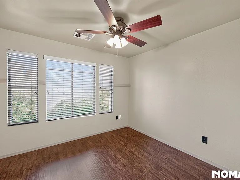 35203 N 30th Ln — Photo 24