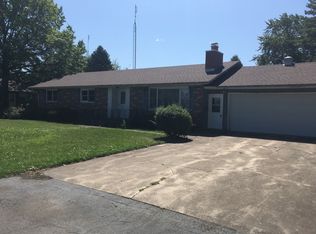 303 E Ririe Pl, Flanagan, IL 61740