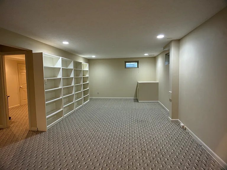 6400 Belmont Park Ct — Photo 45