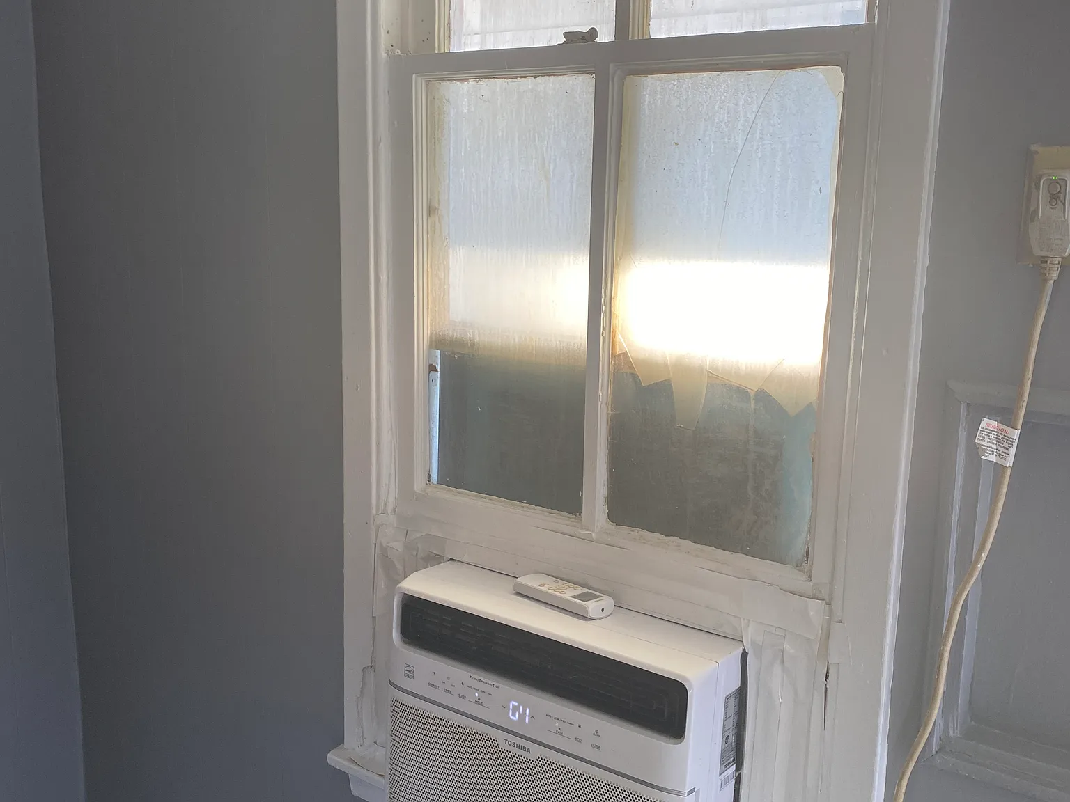Studio, 275 sqft, $775 — Photo 2