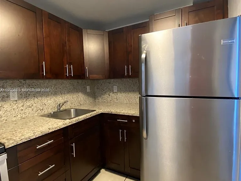 1735 W 60th St #M301 — Photo 6