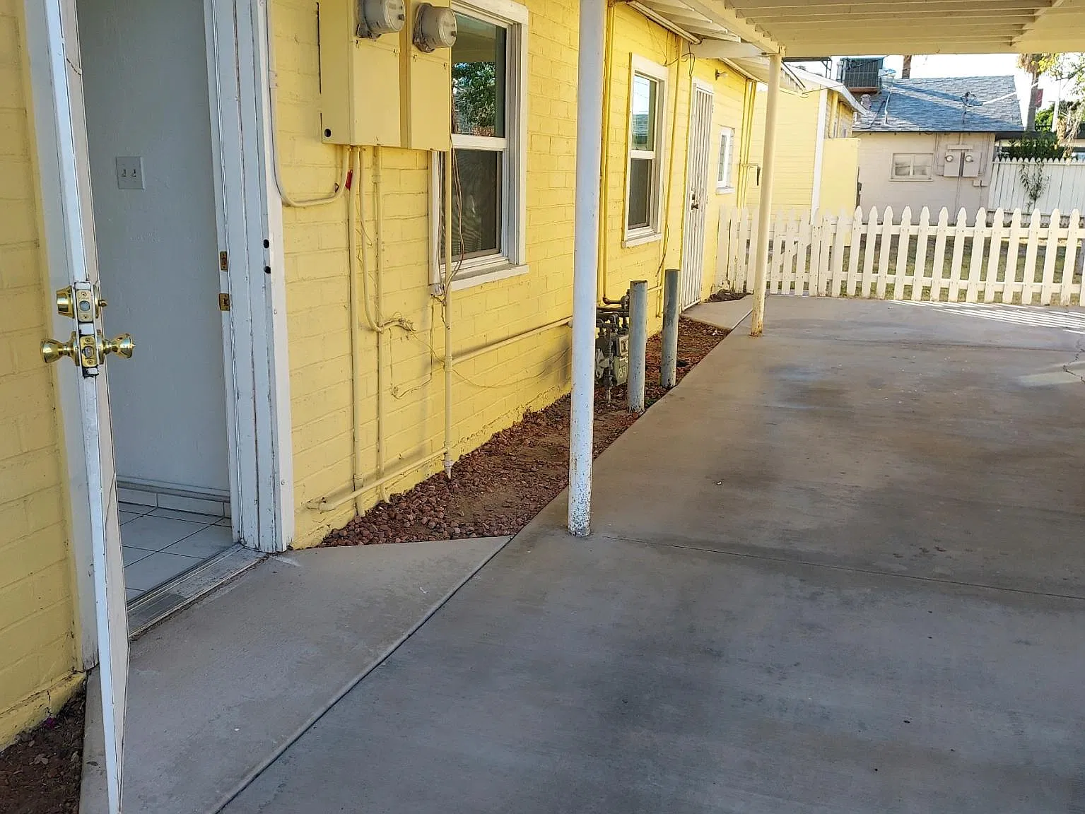 2 bed, $1,400 — Photo 3