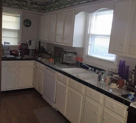 5th image of 421 Northside Dr