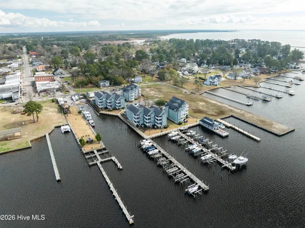 1101 Day Beacon Drive, Belhaven, NC 27810