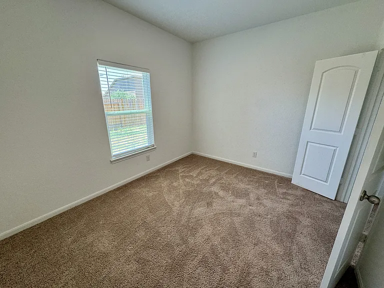 10818 Emerick St — Photo 10