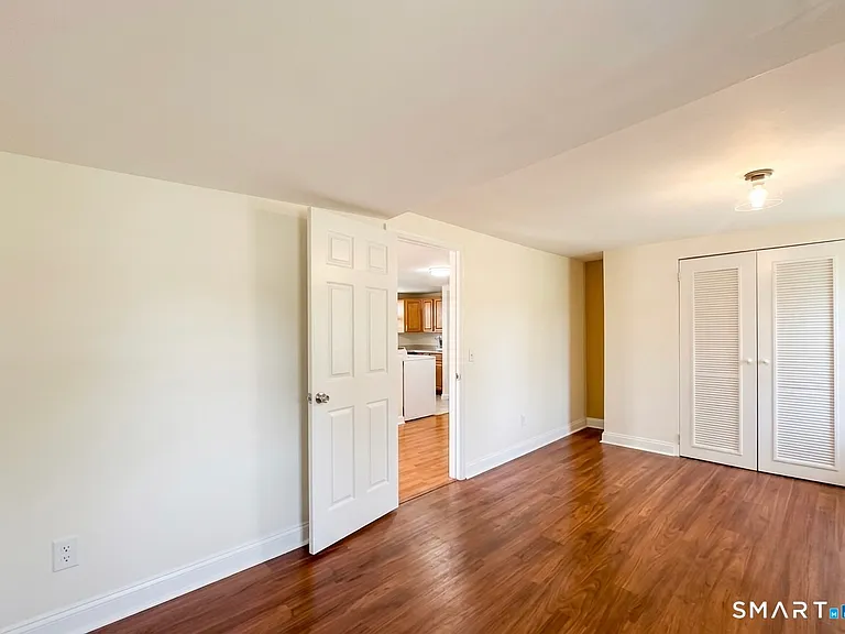 64 George St #2 — Photo 8