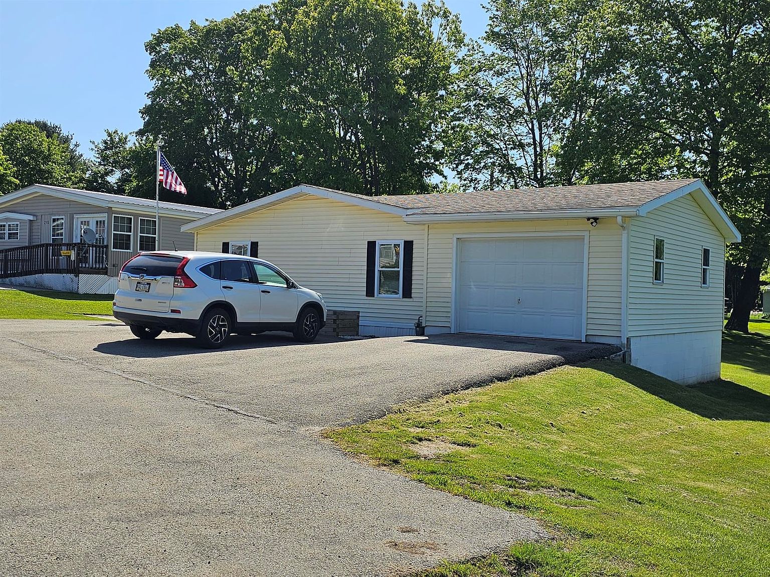 221 Marge Ln, Somerset, PA 15501 Zillow