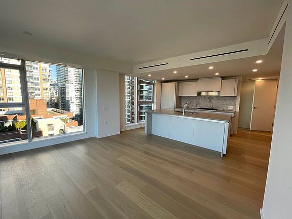 2nd image of 889 Pacific St #1506