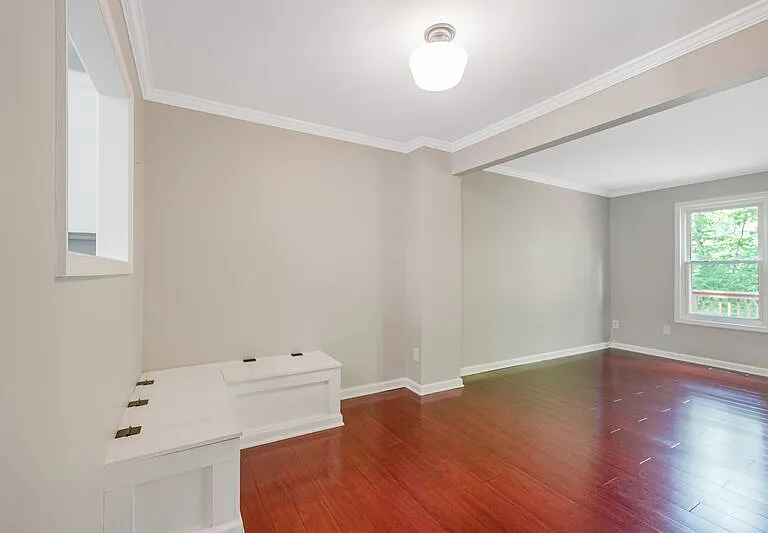 128 Kings Mill Dr — Photo 6