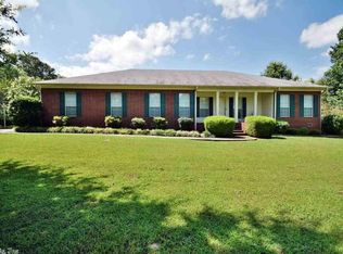 7 Gingerbread Ln, Conway, AR 72032
