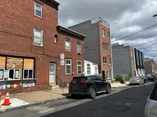 2435 W Thompson St, Philadelphia, PA 19121