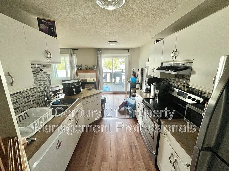 1033 Youville Dr NW #29 — Photo 5