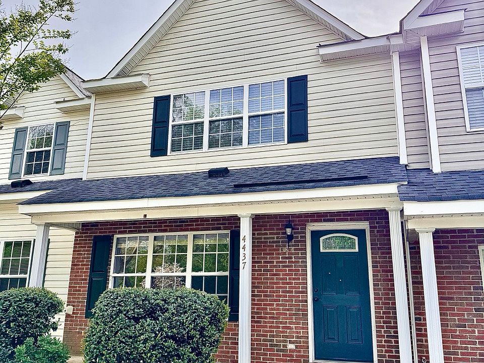 1st image of 4437 Carlys Way