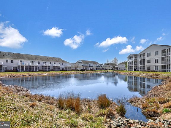 4th image of 19999 Sandy Bottom Cir Unit 6203